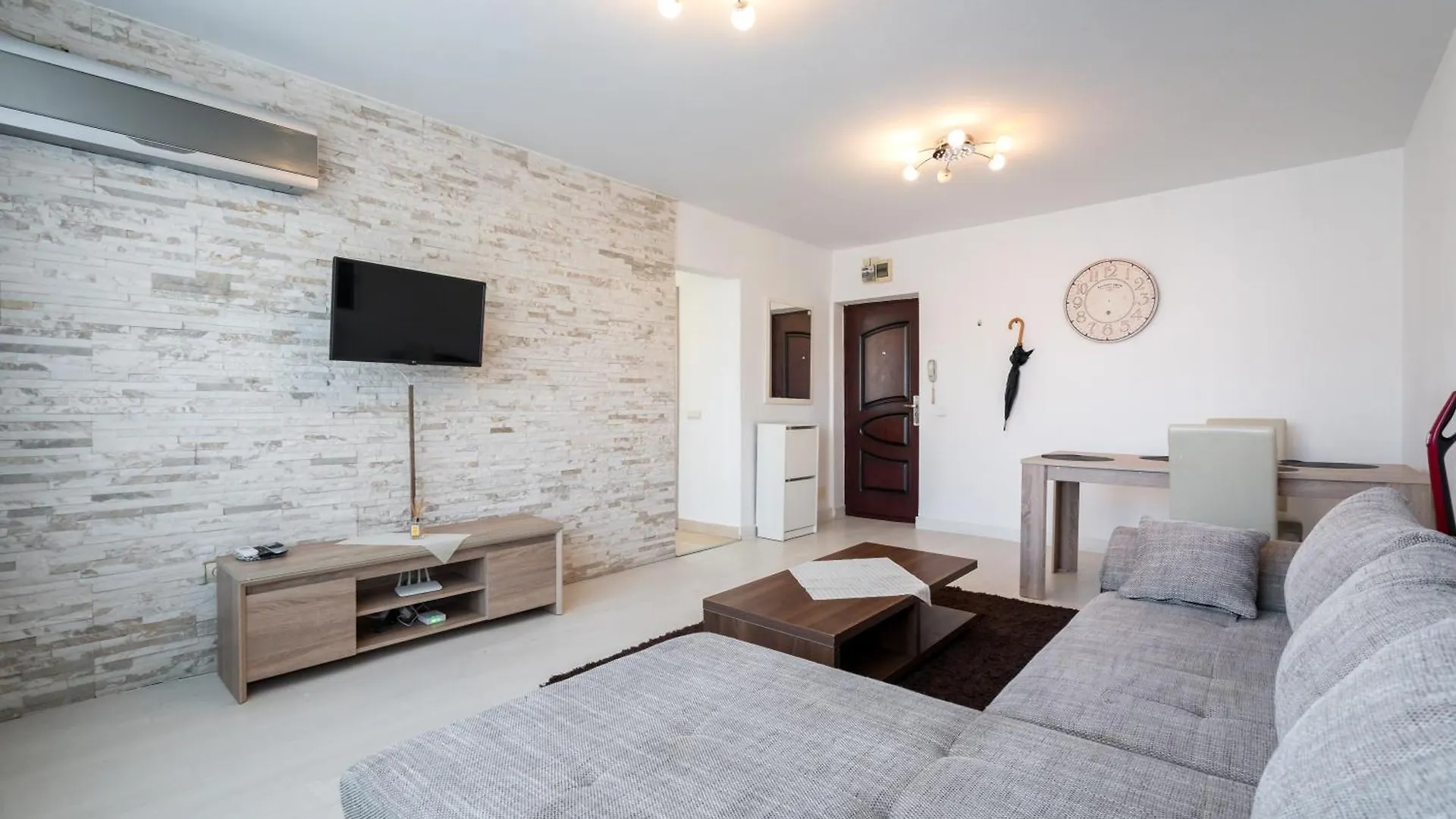 Appartement Iconic View - Sala Palatului - Top Location Cozy & Comfy Boekarest