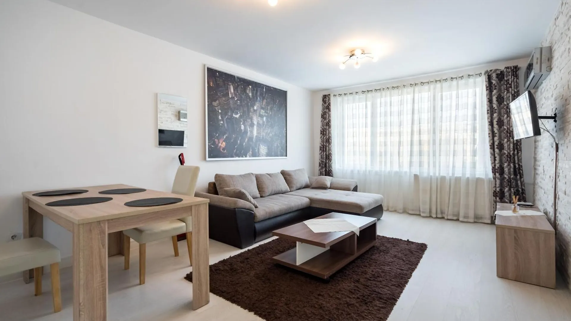 Magnificent Location With Iconic Scenery - Sala Palatului Appartamento Bucarest