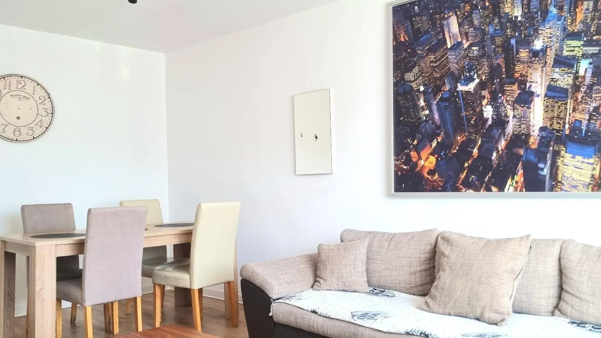 Iconic View - Sala Palatului - Top Location Cozy & Comfy Boekarest